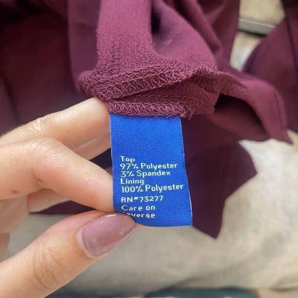 Apt 9 Tiered Blouse Size L - Picture 7 of 7